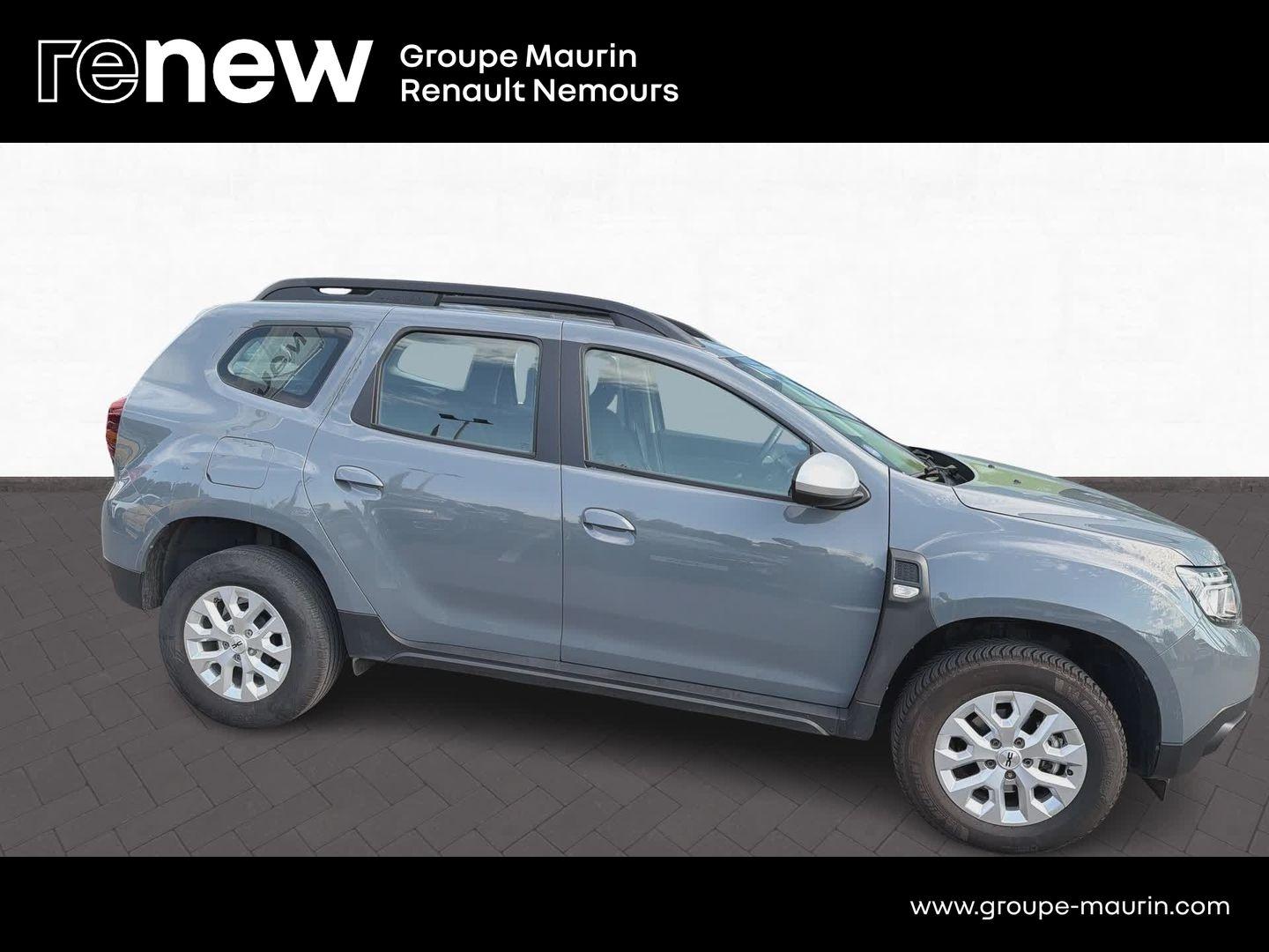 DACIA Duster 1.3 TCe 130ch FAP Expression 4x2 - Photo 9
