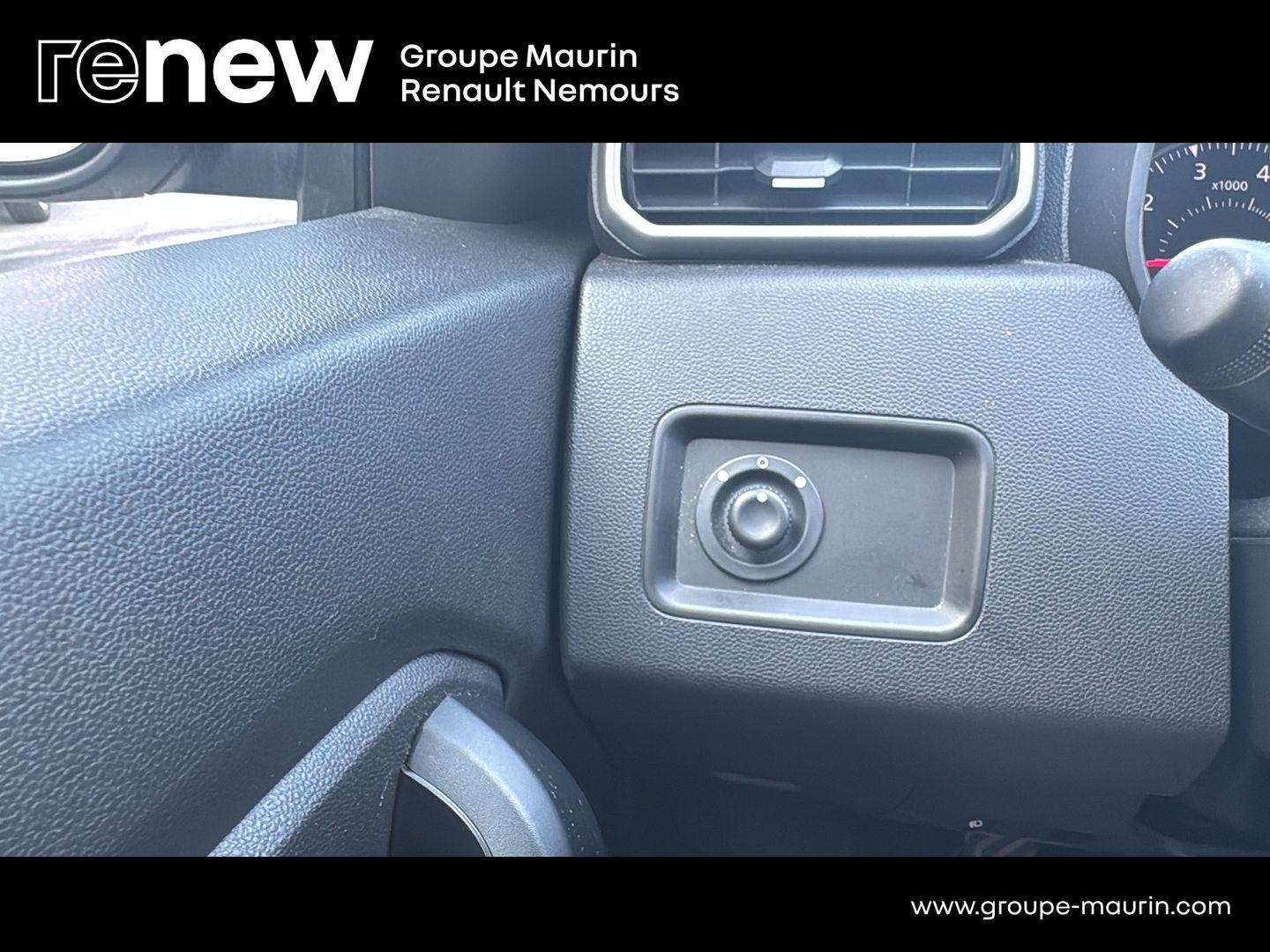 DACIA Duster 1.3 TCe 130ch FAP Expression 4x2 - Photo 27