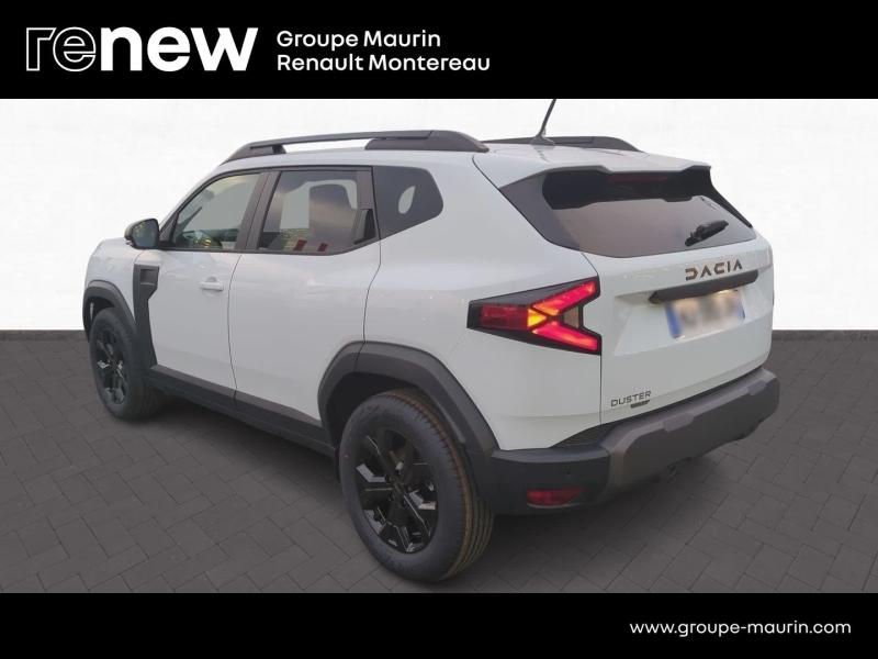 DACIA Duster 1.8 hybrid 155ch Extreme - Photo 6