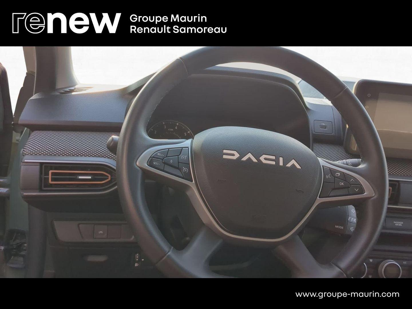 DACIA Sandero 1.0 ECO-G 100ch Stepway Expression + - Photo 20