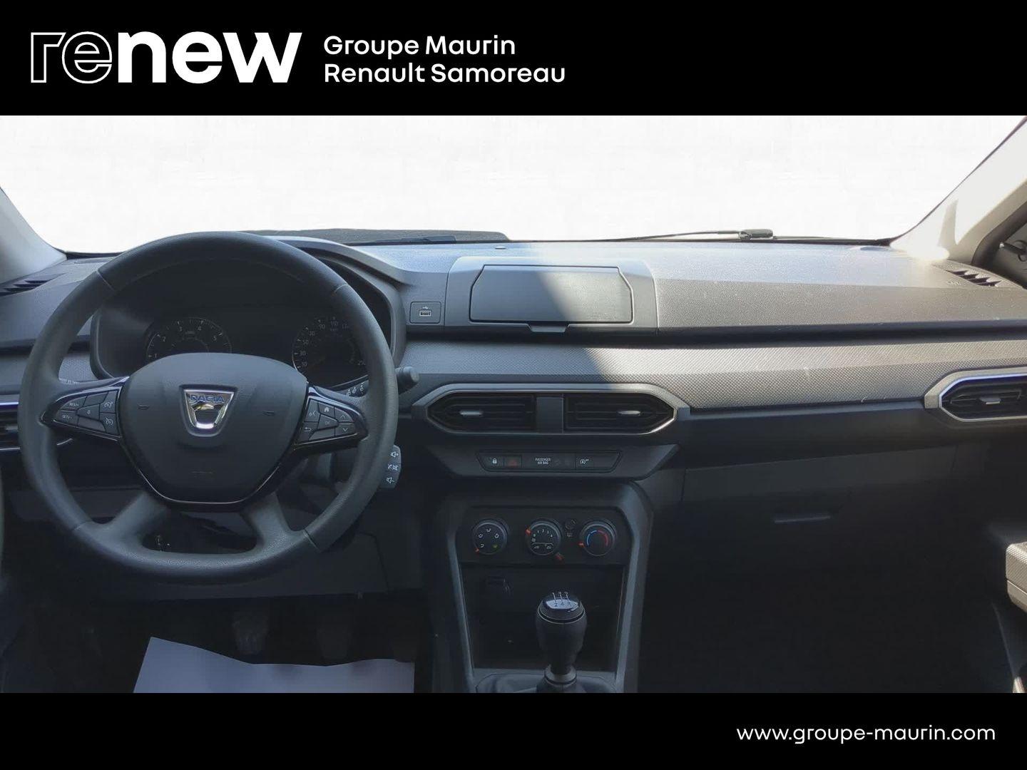 DACIA Sandero 1.0 SCe 65ch Essential - Photo 13