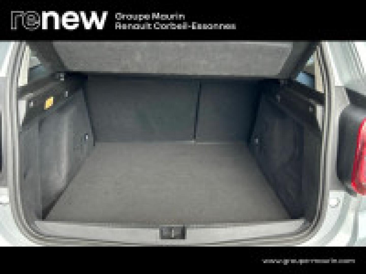 DACIA Duster 1.5 dCi 110ch Prestige 4X2 - Photo 9