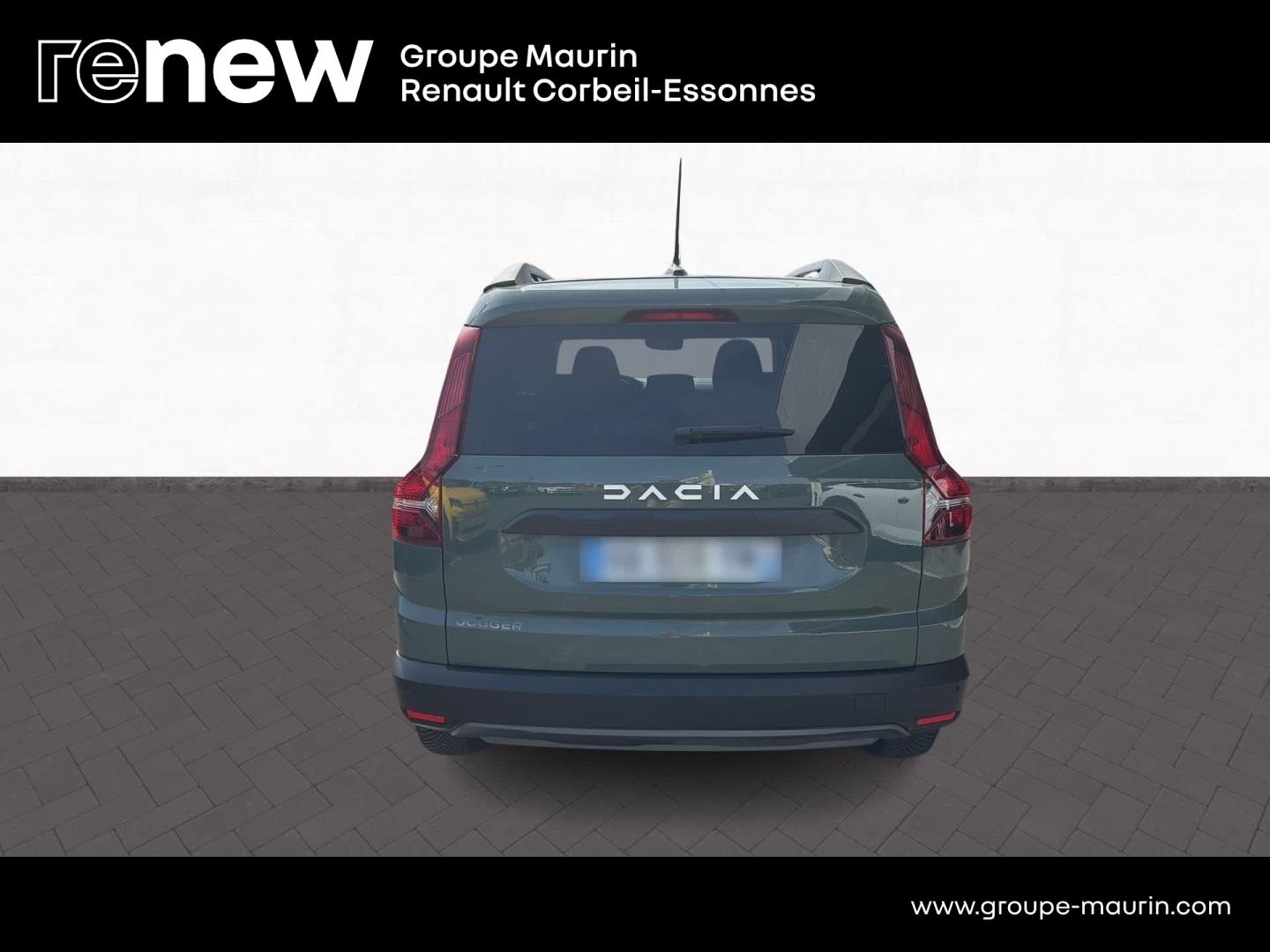 DACIA Jogger 1.0 TCe 110ch Expression 7 places -24 - Photo 4