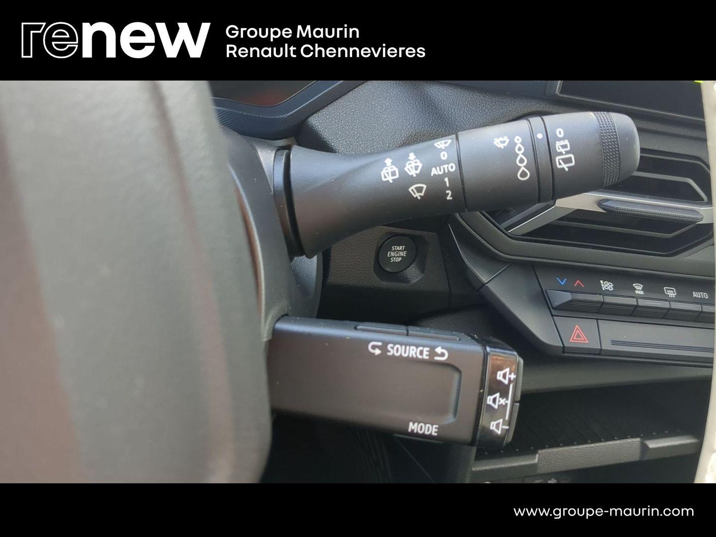 DACIA Duster 1.6 hybrid 140ch Journey - Photo 19