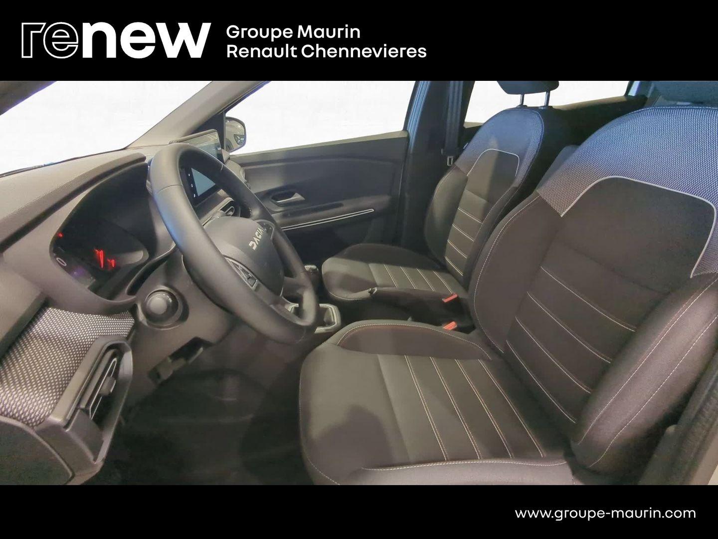 DACIA Jogger 1.0 TCe 110ch SL Extreme 5 places - Photo 9