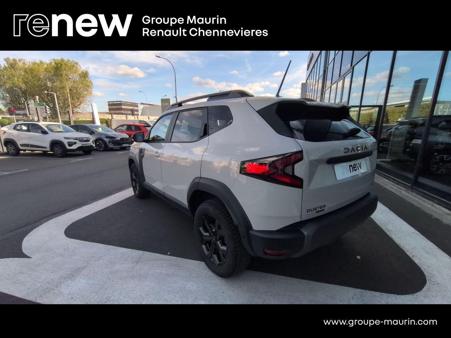 DACIA Duster 1.2 hybrid-G 150ch Extreme 4x4 - Photo 7