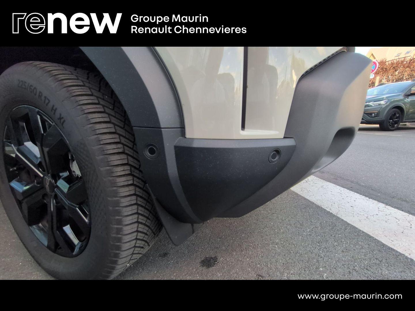 DACIA Duster 1.2 hybrid-G 150ch Extreme 4x4 - Photo 10
