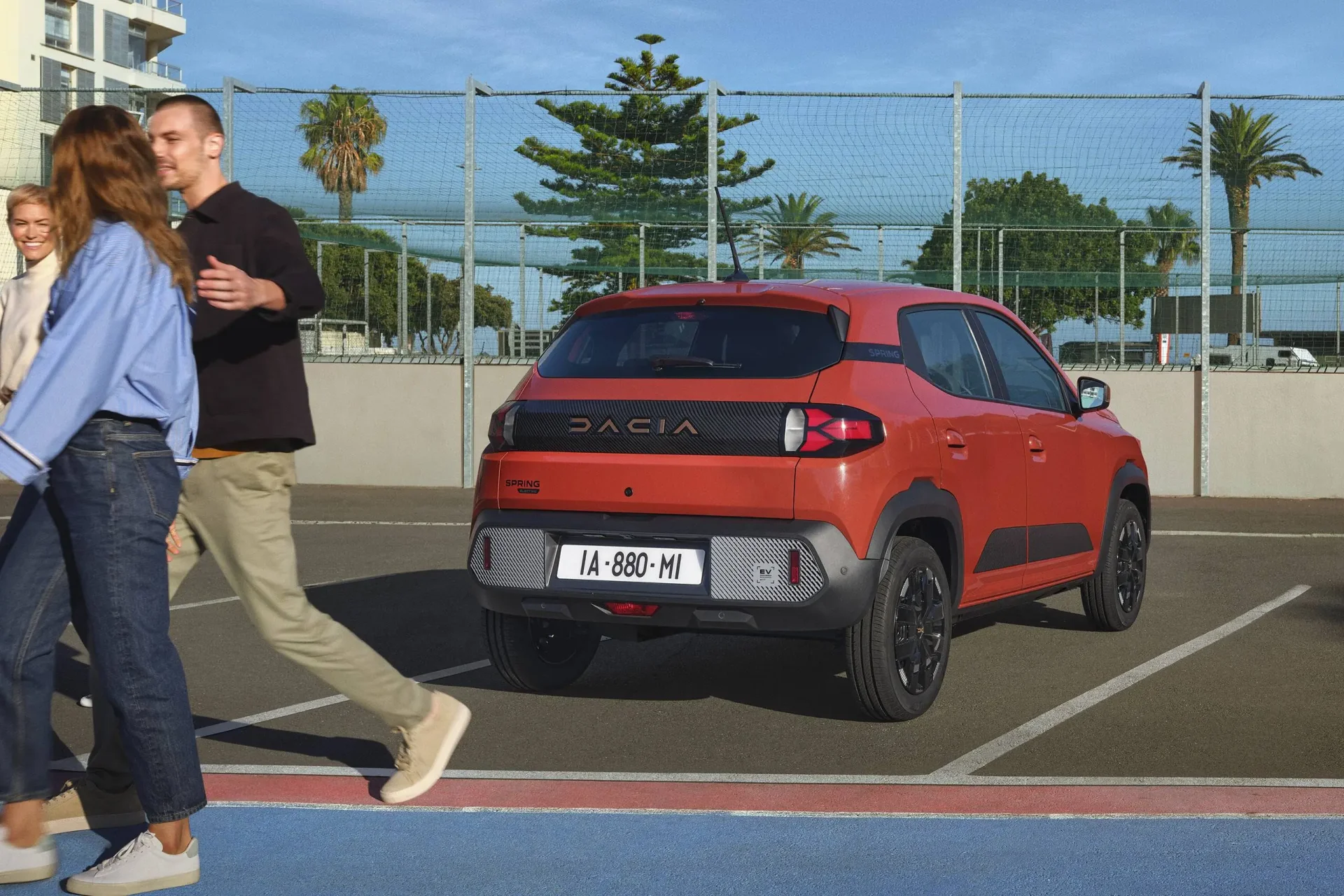 NOUVELLE DACIA SPRING extérieur 3