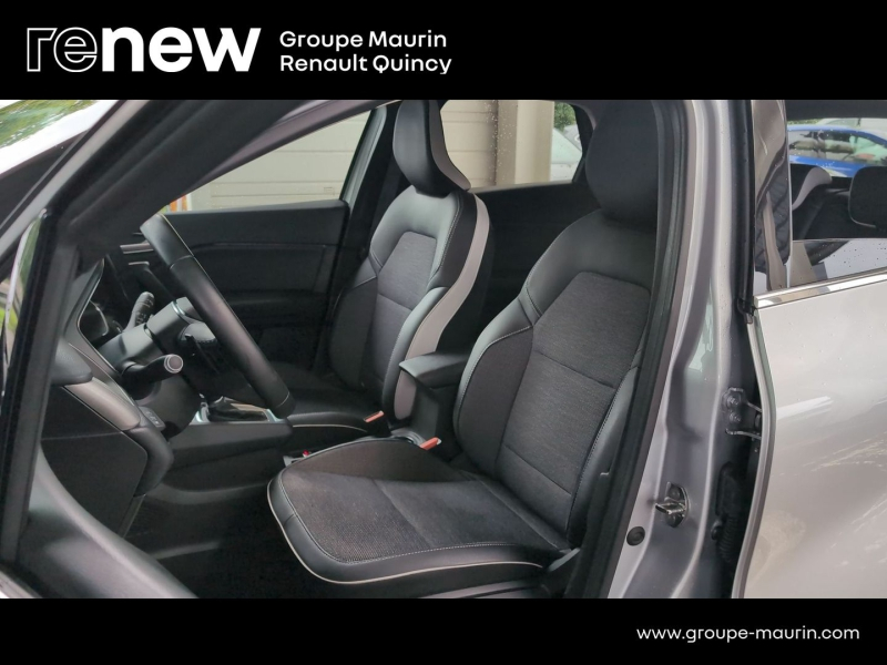 RENAULT Captur d’occasion à vendre à QUINCY-SOUS-SÉNART chez GGF - SAVY (Photo 11)