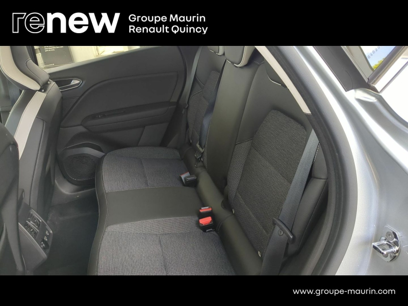 RENAULT Captur d’occasion à vendre à QUINCY-SOUS-SÉNART chez GGF - SAVY (Photo 16)