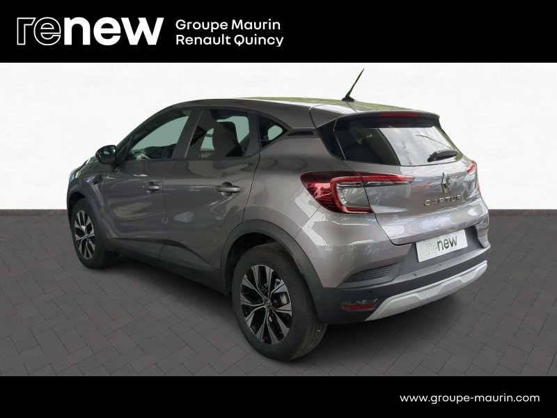 RENAULT Captur d’occasion à vendre à QUINCY-SOUS-SÉNART chez GGF - SAVY (Photo 6)