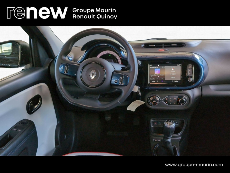 RENAULT Twingo d’occasion à vendre à QUINCY-SOUS-SÉNART chez GGF - SAVY (Photo 9)