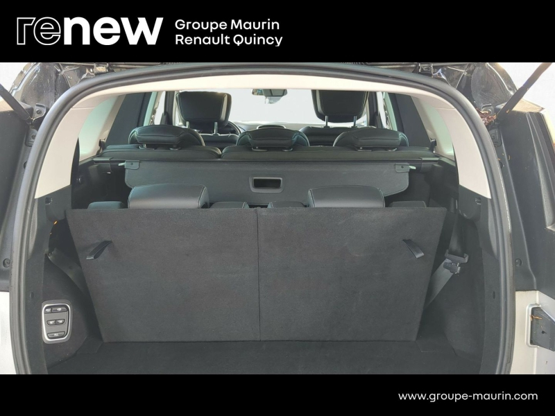 RENAULT Grand Scenic d’occasion à vendre à QUINCY-SOUS-SÉNART chez GGF - SAVY (Photo 7)