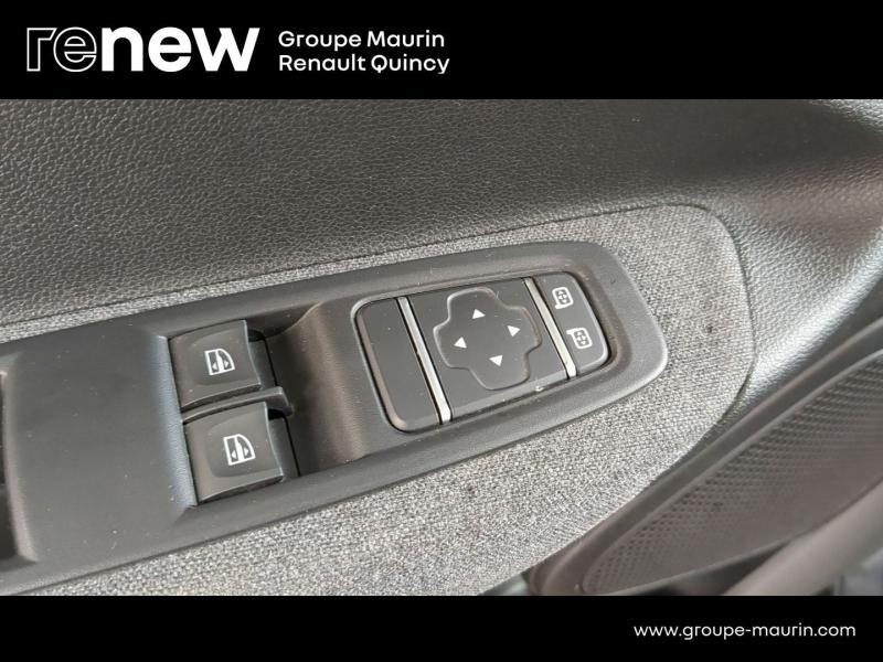 RENAULT Zoe d’occasion à vendre à QUINCY-SOUS-SÉNART chez GGF - SAVY (Photo 12)
