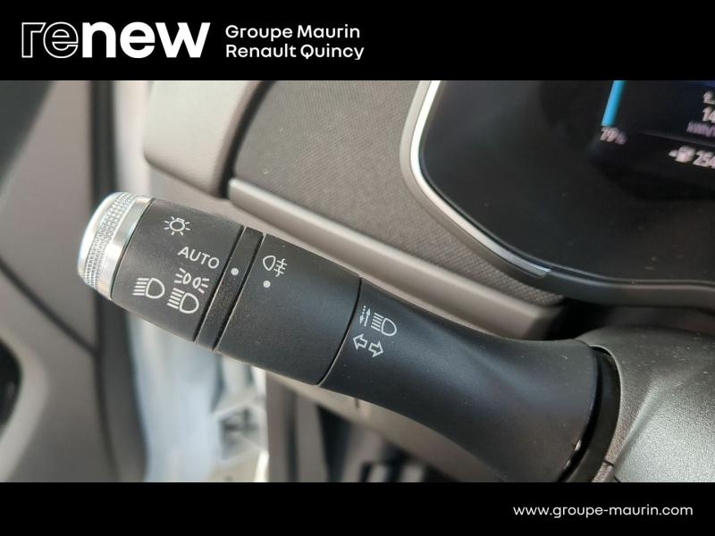 RENAULT Zoe d’occasion à vendre à QUINCY-SOUS-SÉNART chez GGF - SAVY (Photo 20)