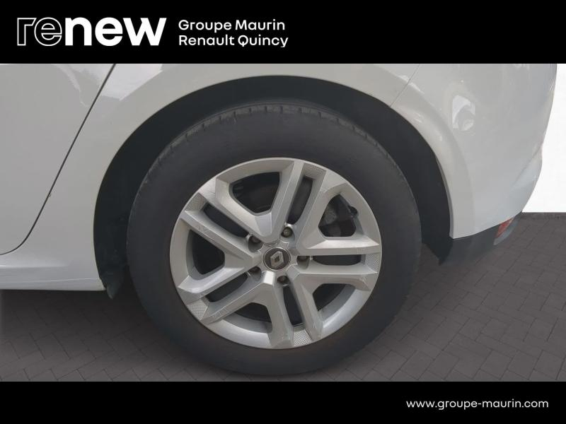 RENAULT Megane d’occasion à vendre à QUINCY-SOUS-SÉNART chez GGF - SAVY (Photo 7)
