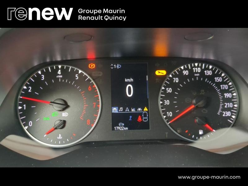 RENAULT Captur d’occasion à vendre à QUINCY-SOUS-SÉNART chez GGF - SAVY (Photo 12)