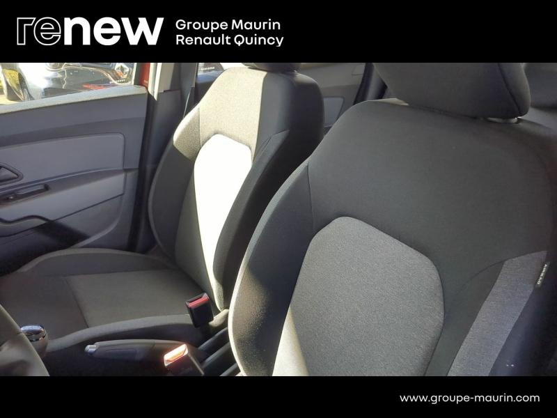 DACIA Duster d’occasion à vendre à QUINCY-SOUS-SÉNART chez GGF - SAVY (Photo 8)