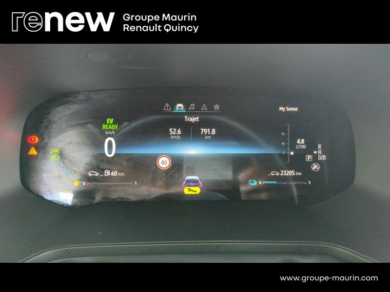 RENAULT Captur d’occasion à vendre à QUINCY-SOUS-SÉNART chez GGF - SAVY (Photo 12)