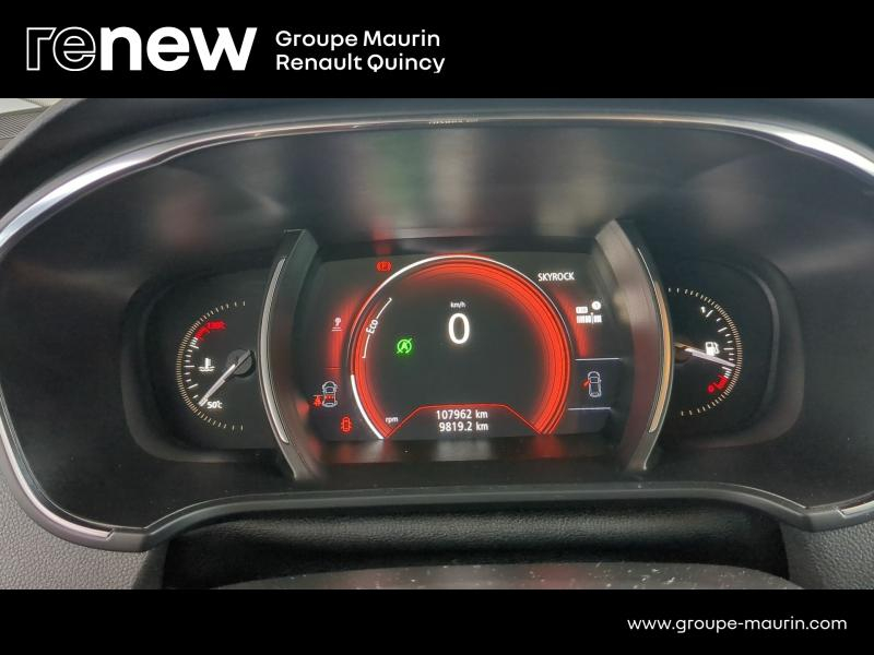 RENAULT Megane d’occasion à vendre à QUINCY-SOUS-SÉNART chez GGF - SAVY (Photo 10)