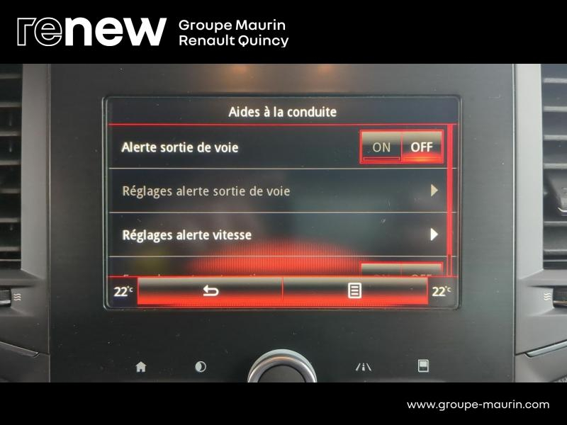 RENAULT Megane d’occasion à vendre à QUINCY-SOUS-SÉNART chez GGF - SAVY (Photo 13)