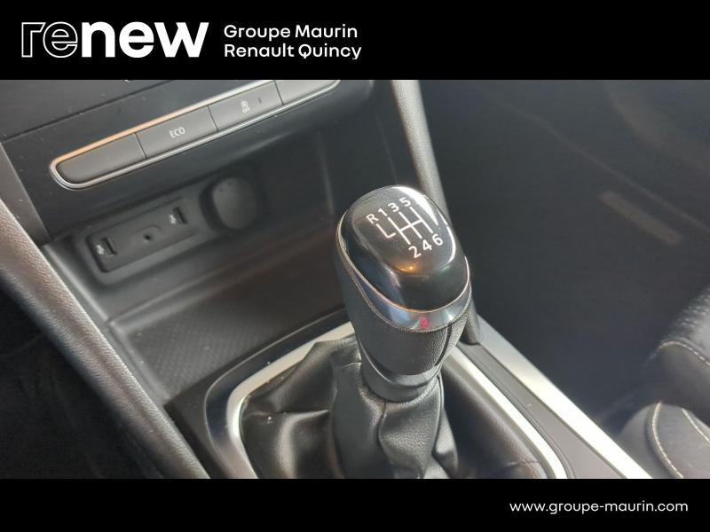 RENAULT Megane d’occasion à vendre à QUINCY-SOUS-SÉNART chez GGF - SAVY (Photo 18)