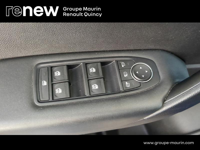 RENAULT Captur d’occasion à vendre à QUINCY-SOUS-SÉNART chez GGF - SAVY (Photo 9)