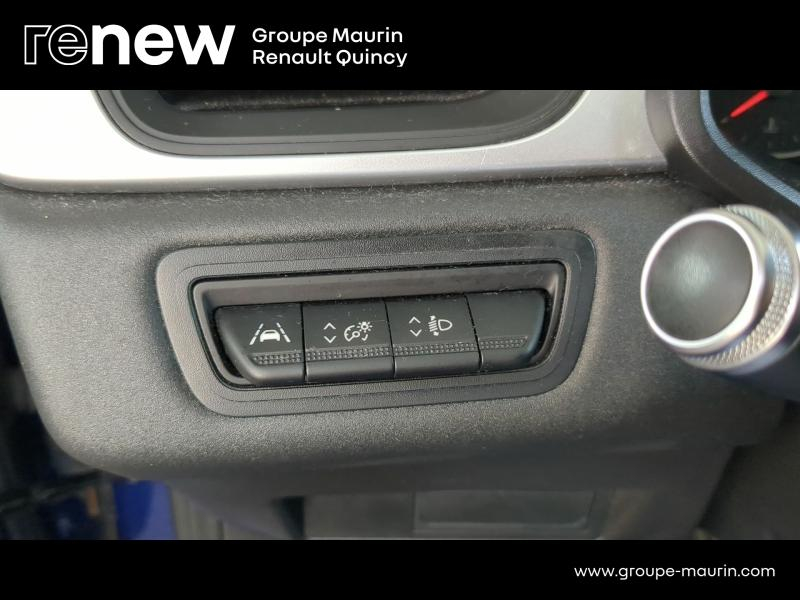 RENAULT Captur d’occasion à vendre à QUINCY-SOUS-SÉNART chez GGF - SAVY (Photo 10)