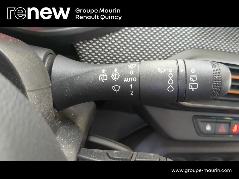 DACIA Sandero d’occasion à vendre à QUINCY-SOUS-SÉNART chez GGF - SAVY (Photo 12)