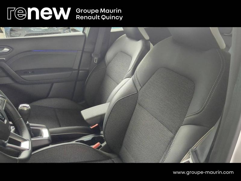 RENAULT Captur d’occasion à vendre à QUINCY-SOUS-SÉNART chez GGF - SAVY (Photo 7)