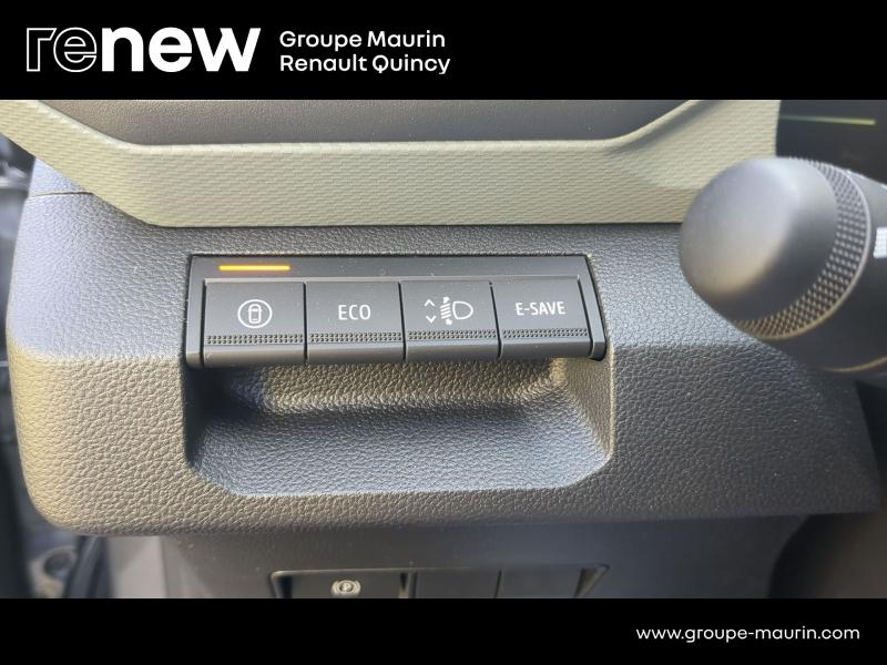 DACIA Duster d’occasion à vendre à QUINCY-SOUS-SÉNART chez GGF - SAVY (Photo 11)