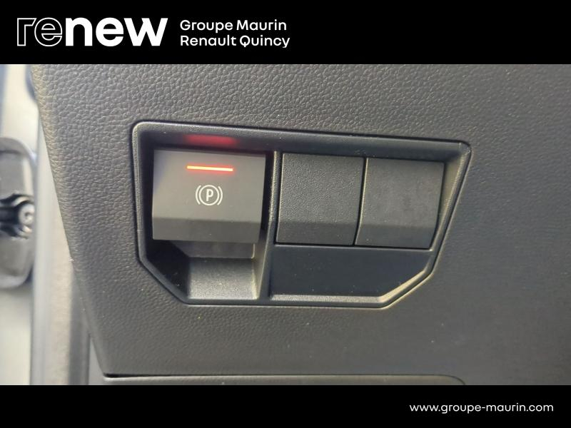 DACIA Duster d’occasion à vendre à QUINCY-SOUS-SÉNART chez GGF - SAVY (Photo 12)