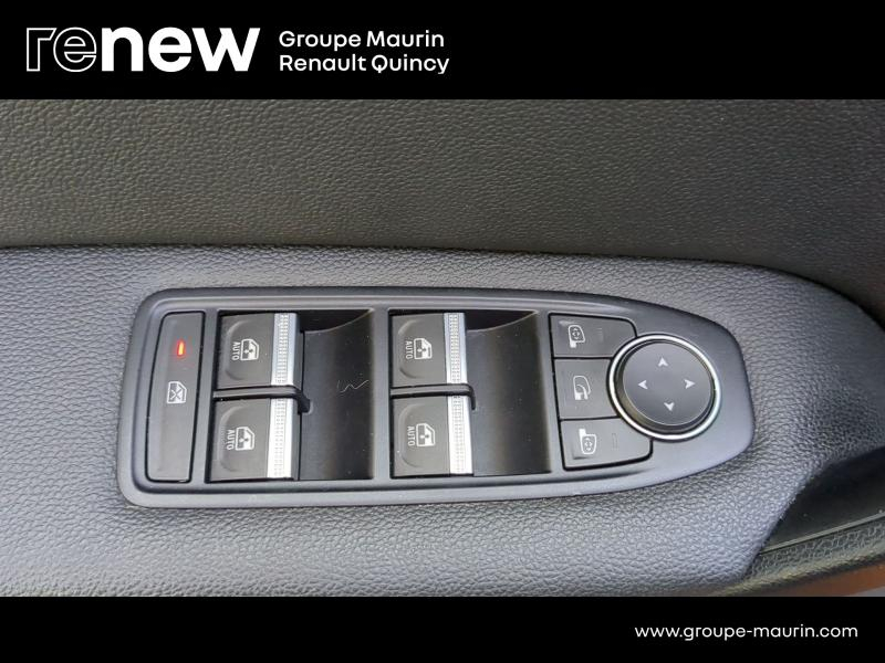 RENAULT Captur d’occasion à vendre à QUINCY-SOUS-SÉNART chez GGF - SAVY (Photo 19)