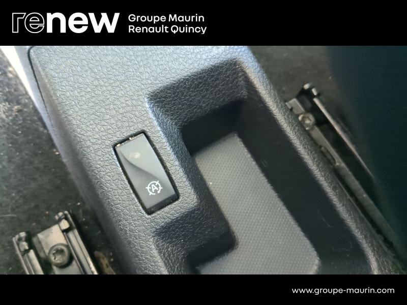 DACIA Sandero d’occasion à vendre à QUINCY-SOUS-SÉNART chez GGF - SAVY (Photo 17)