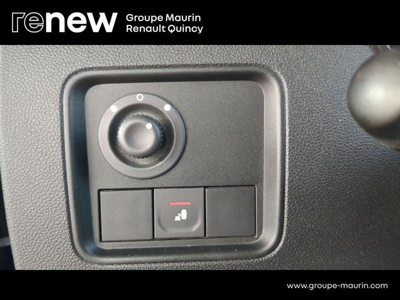 DACIA Duster d’occasion à vendre à QUINCY-SOUS-SÉNART chez GGF - SAVY (Photo 14)