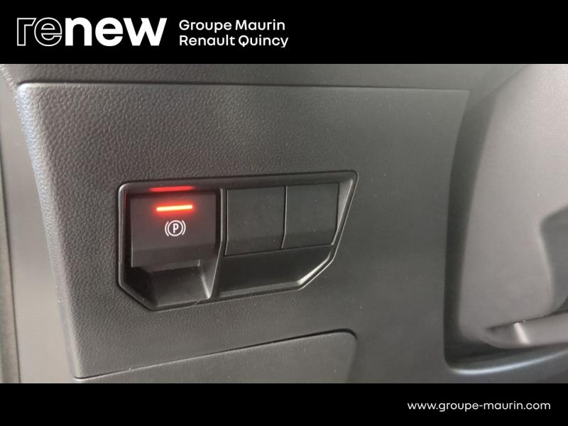 DACIA Duster d’occasion à vendre à QUINCY-SOUS-SÉNART chez GGF - SAVY (Photo 14)