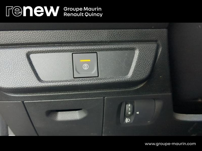 agency.seo.links.detann.title DACIA Jogger d’occasion à vendre à QUINCY-SOUS-SÉNART chez GGF - SAVY (Photo 15)