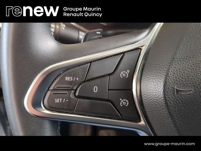 RENAULT Captur d’occasion à vendre à QUINCY-SOUS-SÉNART chez GGF - SAVY (Photo 13)