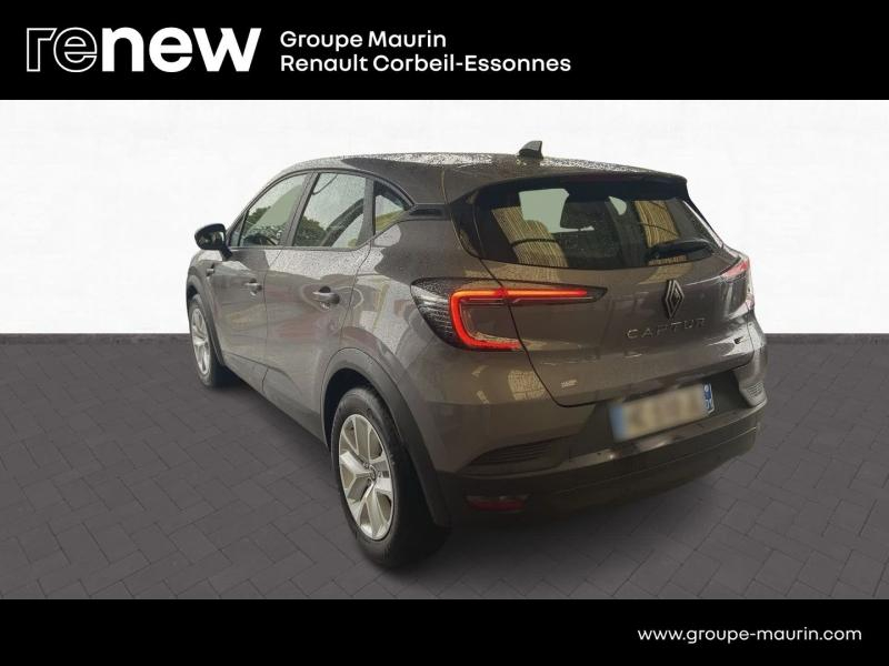 RENAULT Captur d’occasion à vendre à QUINCY-SOUS-SÉNART chez GGF - SAVY (Photo 7)