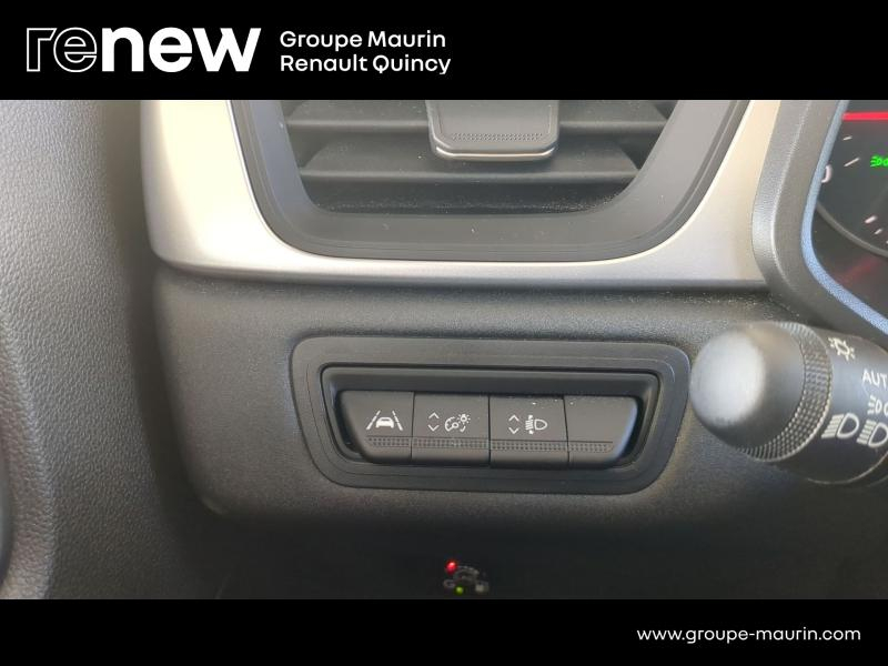 RENAULT Captur d’occasion à vendre à QUINCY-SOUS-SÉNART chez GGF - SAVY (Photo 14)