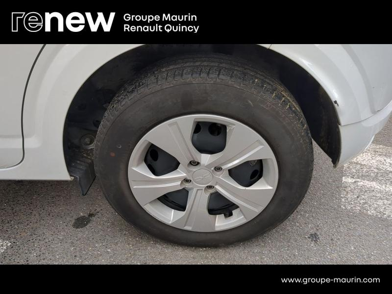 DACIA Sandero d’occasion à vendre à QUINCY-SOUS-SÉNART chez GGF - SAVY (Photo 8)