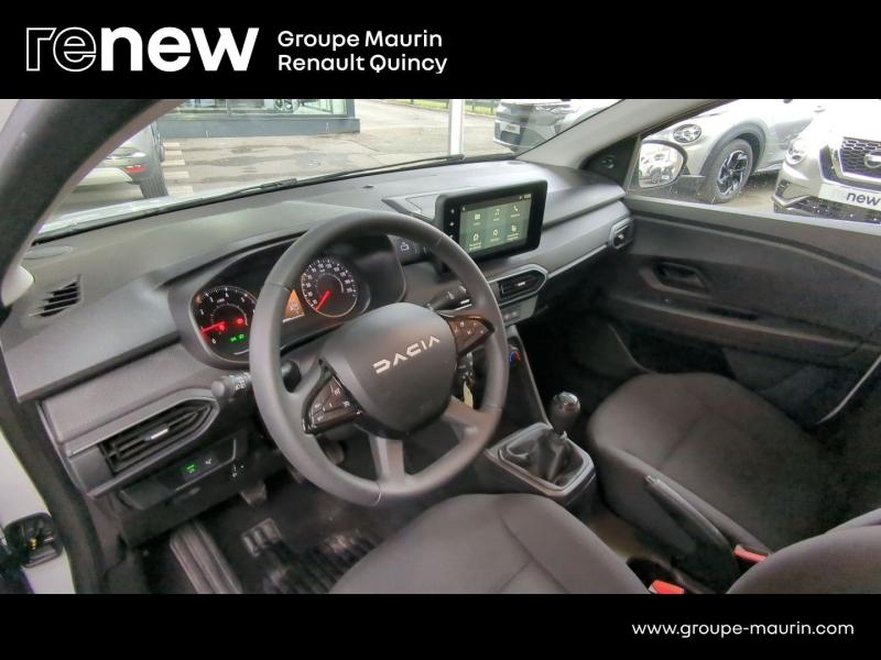 DACIA Sandero d’occasion à vendre à QUINCY-SOUS-SÉNART chez GGF - SAVY (Photo 12)