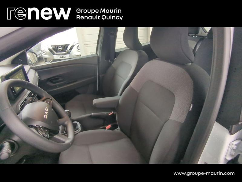 DACIA Sandero d’occasion à vendre à QUINCY-SOUS-SÉNART chez GGF - SAVY (Photo 13)