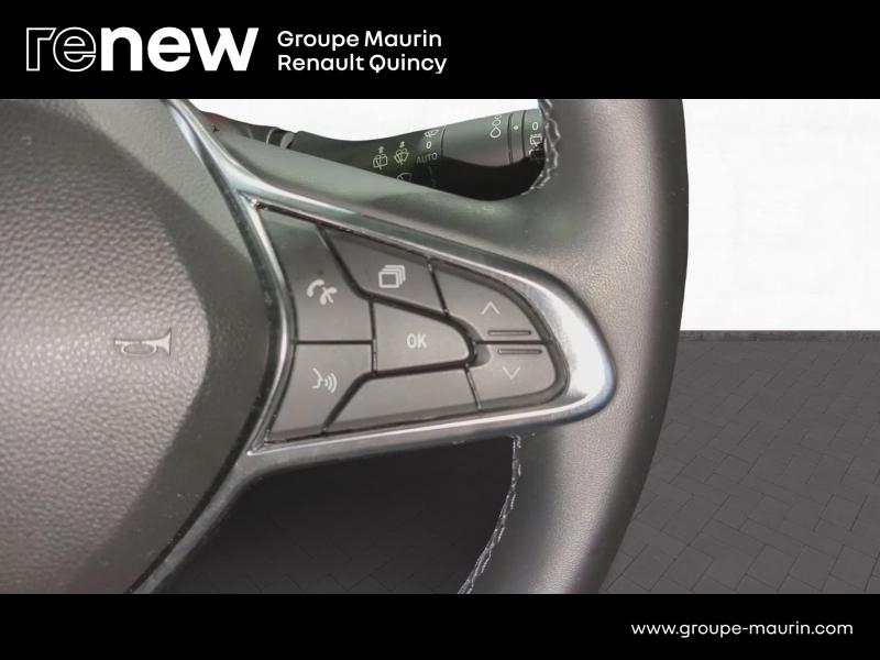 RENAULT Captur d’occasion à vendre à QUINCY-SOUS-SÉNART chez GGF - SAVY (Photo 18)