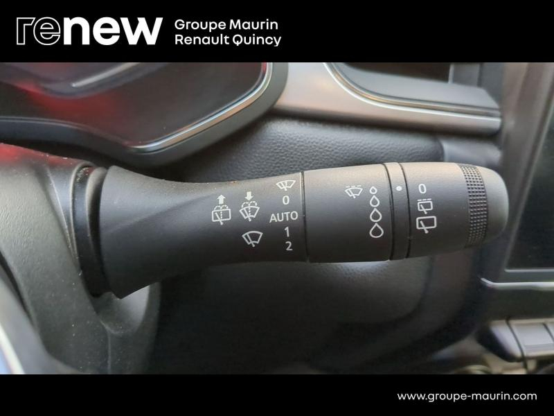 RENAULT Captur d’occasion à vendre à QUINCY-SOUS-SÉNART chez GGF - SAVY (Photo 16)