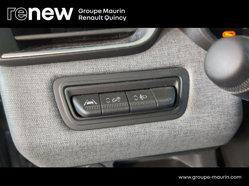 RENAULT Clio d’occasion à vendre à QUINCY-SOUS-SÉNART chez GGF - SAVY (Photo 13)