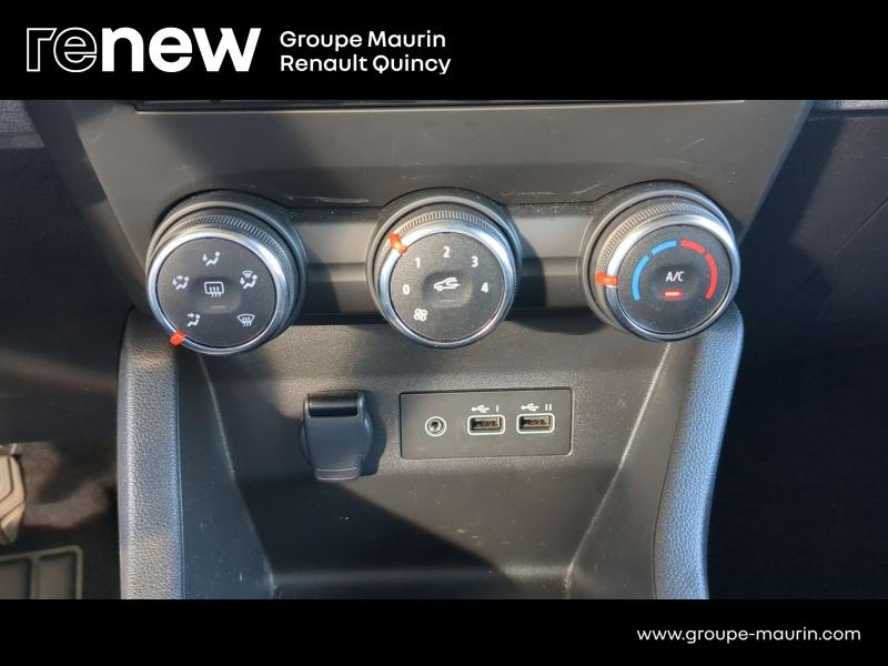 RENAULT Clio d’occasion à vendre à QUINCY-SOUS-SÉNART chez GGF - SAVY (Photo 17)