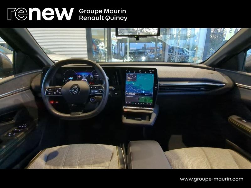 RENAULT Megane d’occasion à vendre à QUINCY-SOUS-SÉNART chez GGF - SAVY (Photo 11)