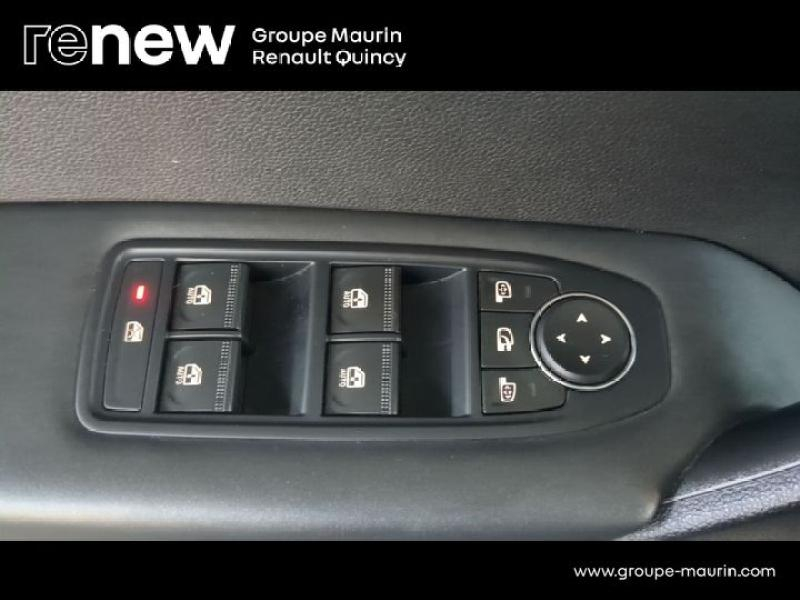 RENAULT Captur d’occasion à vendre à QUINCY-SOUS-SÉNART chez GGF - SAVY (Photo 11)