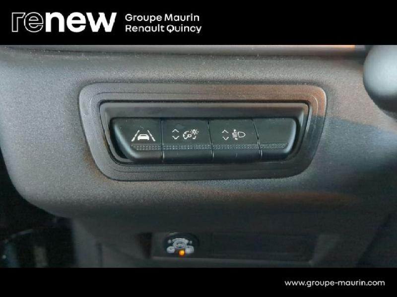 RENAULT Captur d’occasion à vendre à QUINCY-SOUS-SÉNART chez GGF - SAVY (Photo 14)